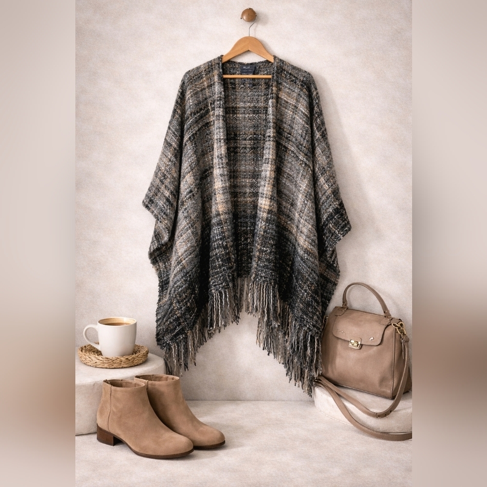 Max Edition Plaid Poncho Fringe One Size Cozy Wrap Shawl Neutral Fall Layering